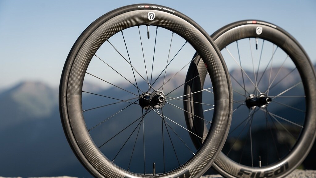 Comparatif roues vélo route montagne 2026 — top 12 testées
